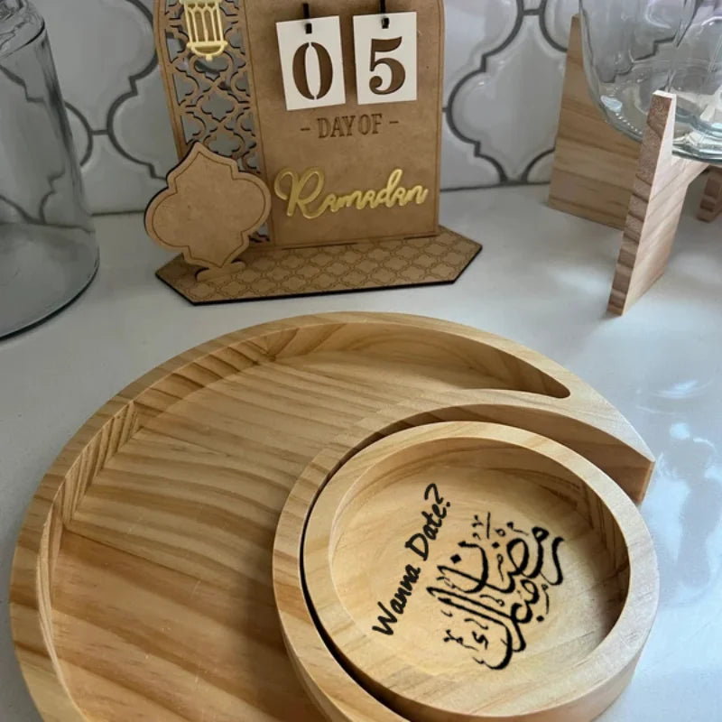 Wanna Date?’ Crescent Moon Ramadan Tray – Arabic Calligraphy Serving Dish for Eid and Iftar - Arabic Vibes by Rolla